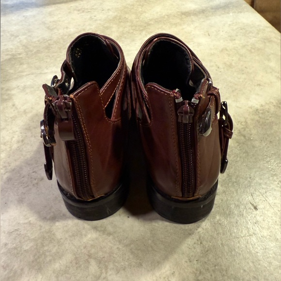 Woman’s Size 36 Pink Martini Booties - Picture 2 of 7